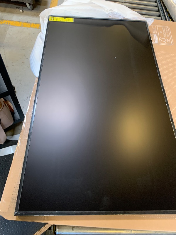 Photo 1 of **INCOMPLETE** Samsung 50-Inch Class The Frame LS03F 4K QLED Smart TV (2025 Model) Slim Fit Wall Mount, Modern Frame Design, NQ4 AI Gen2 Processor, Art Mode, Artful Picture Quality, Samsung Vision AI, Alexa Built-in