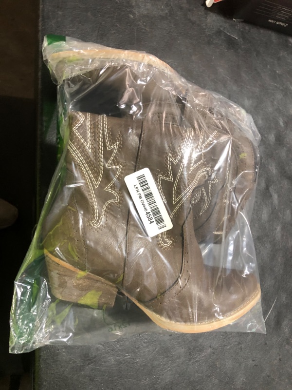 Photo 1 of HISEA Rollda Cowboy Boots for Women Cowgirl Boots Ladies Western Embroidery Pointy Toe