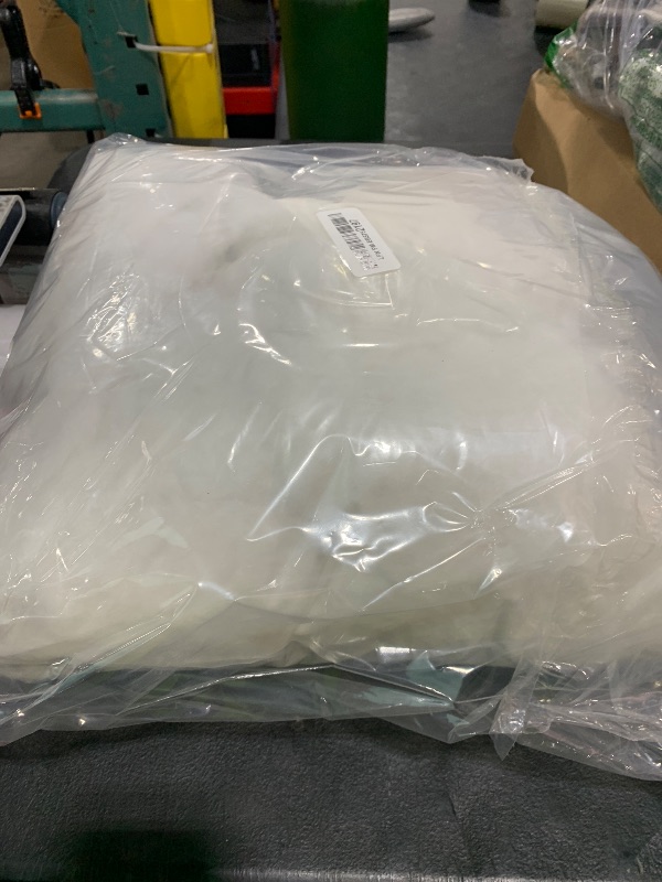 Photo 1 of GarfxG Polyester Fiber, 2.2LB/1000G, Fake Clouds Snow Decoration, Artificial White Clouds for Room Ceiling, Fluffy Snow Blankets for Winter Mantle Village, Nativity, Christmas Decoration