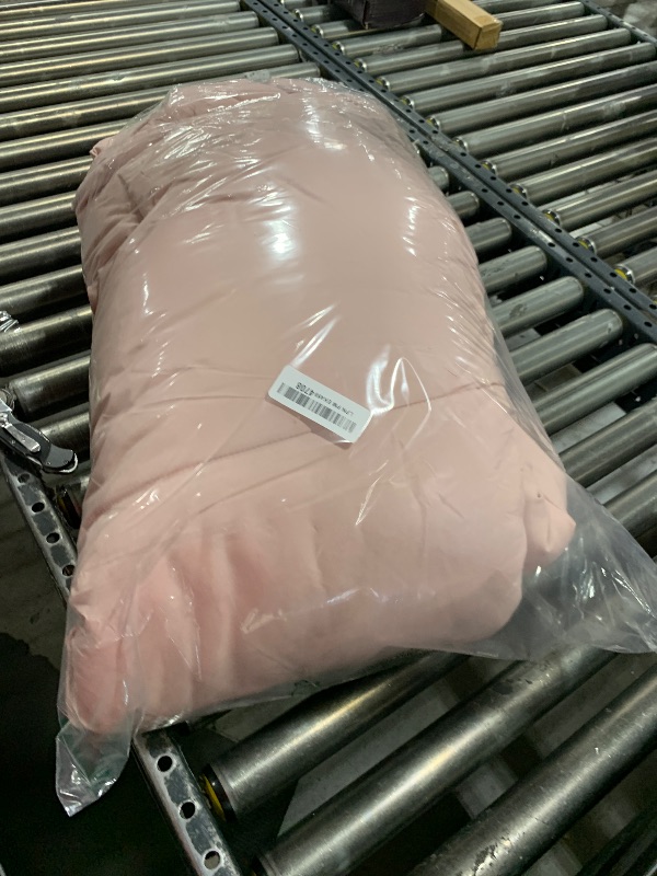 Photo 1 of EASELAND All Season Queen Size Soft Quilted Down Alternative Comforter Reversible Duvet Insert with Corner Tabs,Winter Summer Warm Fluffy,Pink,88''x88''
