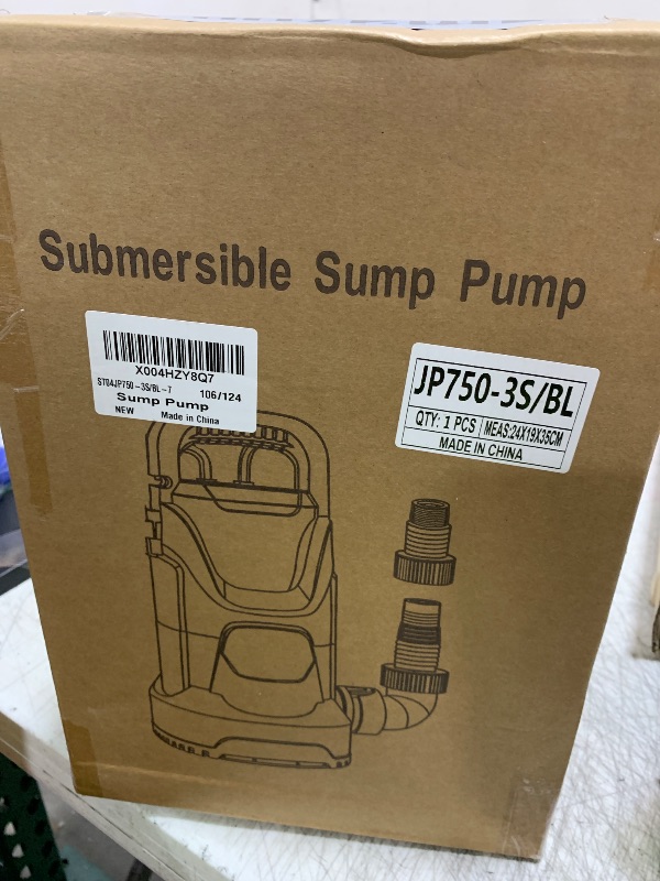 Photo 1 of PANRANO Sump Pump Submersible Water Pump 1HP 3500GPH Portable Water Transfer Pump Electric for Pool Draining Hot Tub Basement Utility Pumps