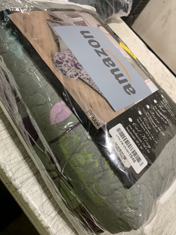 Photo 1 of Masterplay 3-Piece Fine Printed Oversize (118" X 95") Quilt Set, Bedspread Coverlet (Caifornia) Cal King Size Bed Cover (Dark Grey, Purple Gradient, Vine)