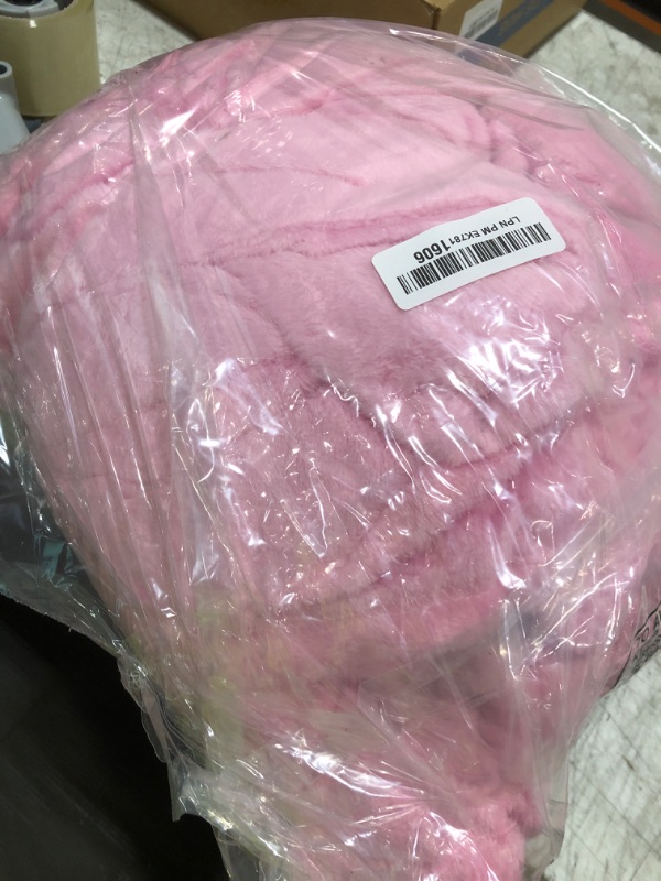 Photo 1 of SmoothNovelty 6 Pcs Fleece Sleepover Blankets for Girls Soft Fuzzy Throw Blanket Bulk Warm Flannel for Spa Slumber Movie Night Wedding(Pink,40 x 60 Inch)