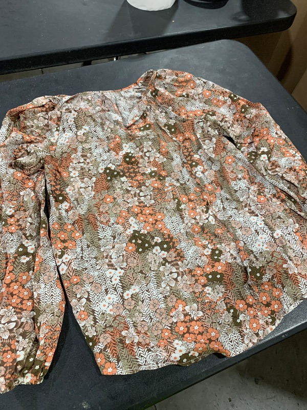 Photo 1 of WOMEN SHIRT SIZE L 