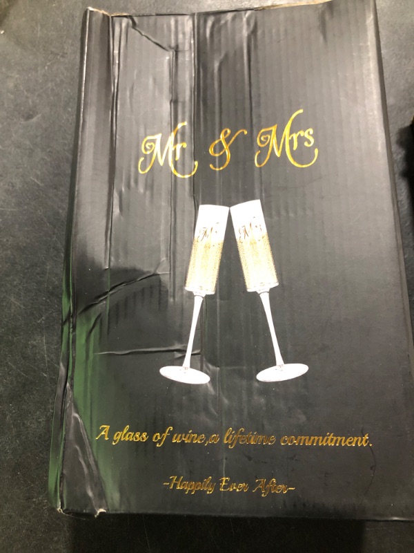 Photo 1 of Ulable Mr & Mrs Champagne Flutes Set of 2 - - Engagement Gifts, Wedding Champagne Flutes for Bride and Groom - 210ml Elegant Glasses for Champagne, Prosecco, Christmas, Birthday
