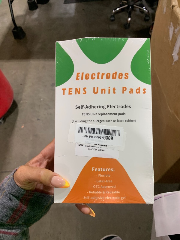 Photo 1 of TENS Unit Replacement Pads Snap On TENS Unit Pads 22PCS Multiple Sizes Electrodes TENS Unit Pads Reusable 35-50 Times Self-Adhesive SM Electrodes,Compatible with TENS/EMS Muscle Stimulator Machine