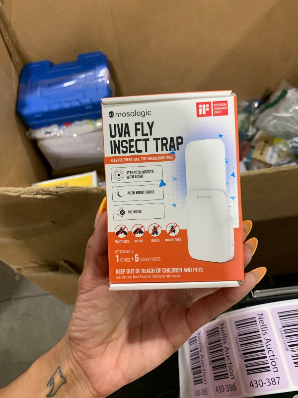 Photo 1 of Mosalogic Fruit Fly Traps for Indoors Gnat Trap for House Indoor-600 Sqft Protection Area UV Fly Insect Trapper for Fruit Flies?Gnat?Mosquito?and Other Flying Insect Plug in Bug Zapper Killer White
