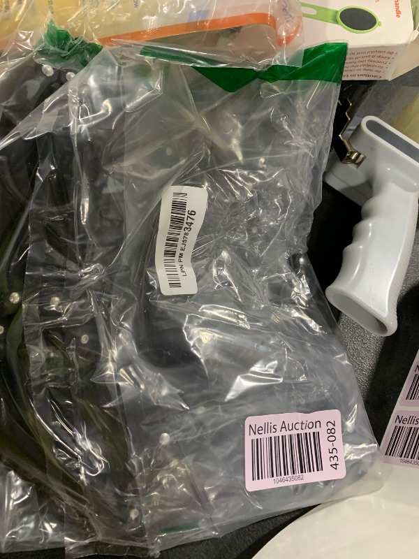 Photo 1 of 12 PCS Travel Hangers Cruise Ship Essentials Portable Folding Clothes Hangers Travel Accessories Foldable Clothes Drying Rack (Black)