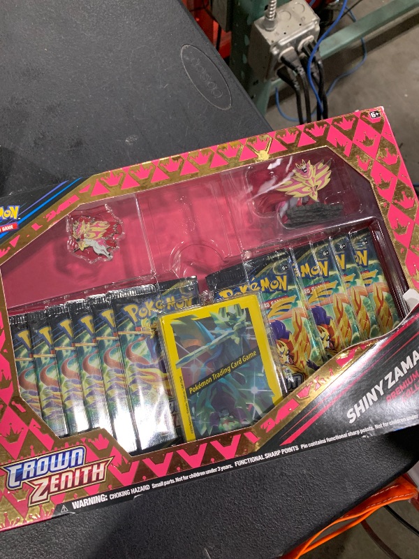 Photo 1 of Pokemon Crown Zenith Shiny Zamazenta Premium Figure Collection