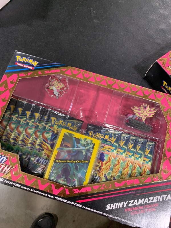 Photo 1 of Pokemon Crown Zenith Shiny Zamazenta Premium Figure Collection