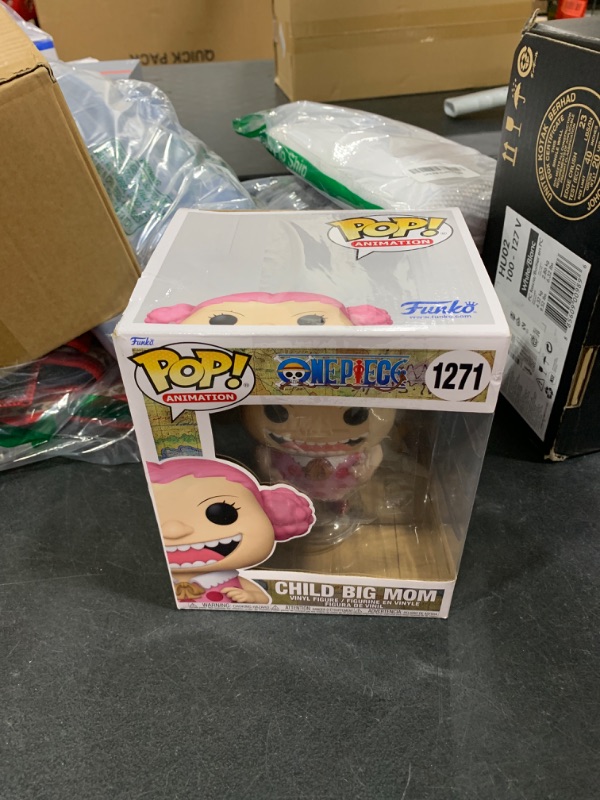 Photo 1 of FUNKO POP! SPECIALTY SERIES SUPER: One Piece - Child Big Mom (Styles May Vary)