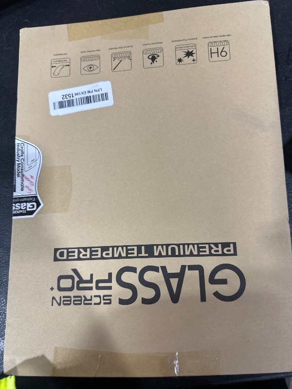 Photo 1 of Tempered Glass Screen Protector for 2025-2022 MacBook Air M4 M3 M2 13.6" (A3240 A3113 A2681), MacBook Air 13 M4 M3 M2 Chip Screen Protector [9H Hardness Tempered Glass] [No bubbles] [Anti Fingerprint]