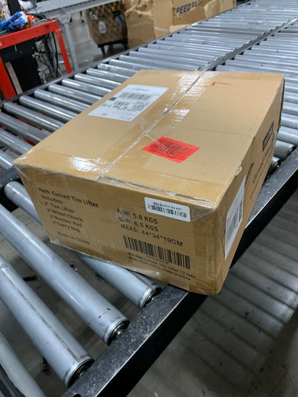 Photo 1 of OULEME Curved Leveling Blocks, Raised Tire Change Ramp, for RV Camper Travel Trailer, Fits Dual Axle Tandem Wheel Aid Changing, Lift up to 6", Comes with Chock and Rubber Mat (2 Pack)