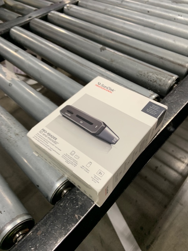 Photo 1 of SanDisk Professional PRO-Reader SD and microSD - High Performance Card Reader for SD and MicroSD Cards, USB 3.2 Gen 1 - SDPR5A8-0000-GBAND