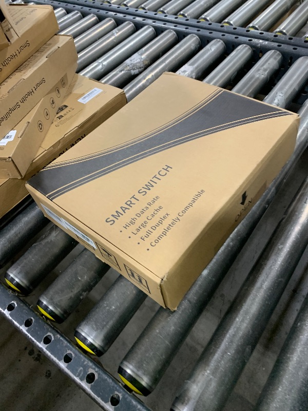 Photo 1 of Reidubo 24 Port Gigabit PoE Switch with 2 Uplink Gigabit Ethernet Ports, 400W, Unmanaged,19-inch Rackmount, VLAN, 802.3af/at, Fanless Silent Operation, Compatible with AP WiFi6, PoE Cameras