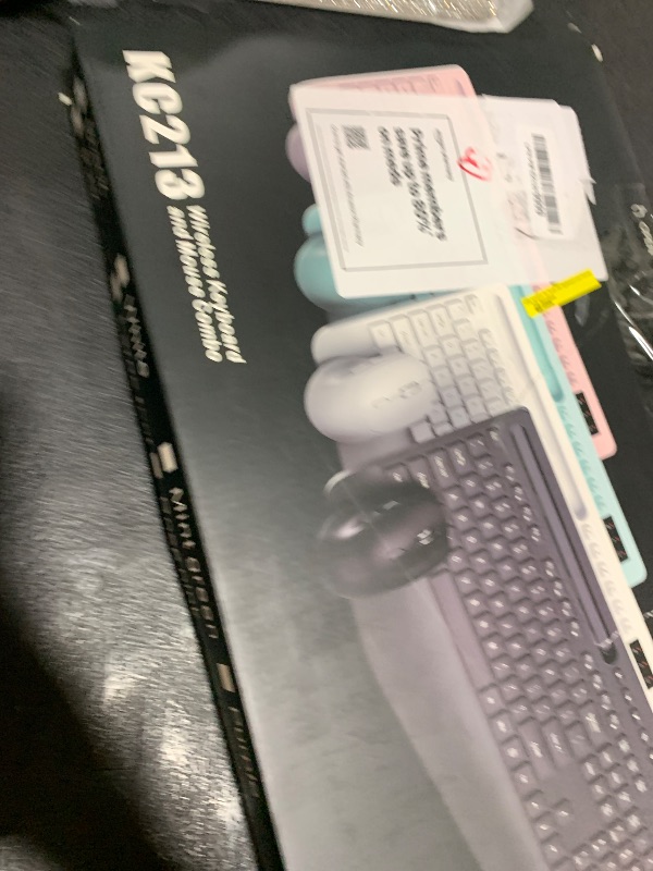 Photo 1 of Wireless Keyboard and Mouse Combo - Full-Sized Ergonomic Keyboard with Wrist Rest, Phone Holder, Sleep Mode, Silent 2.4GHz Cordless Keyboard Mouse Combo for Computer, Laptop, PC, Mac, Windows -Trueque