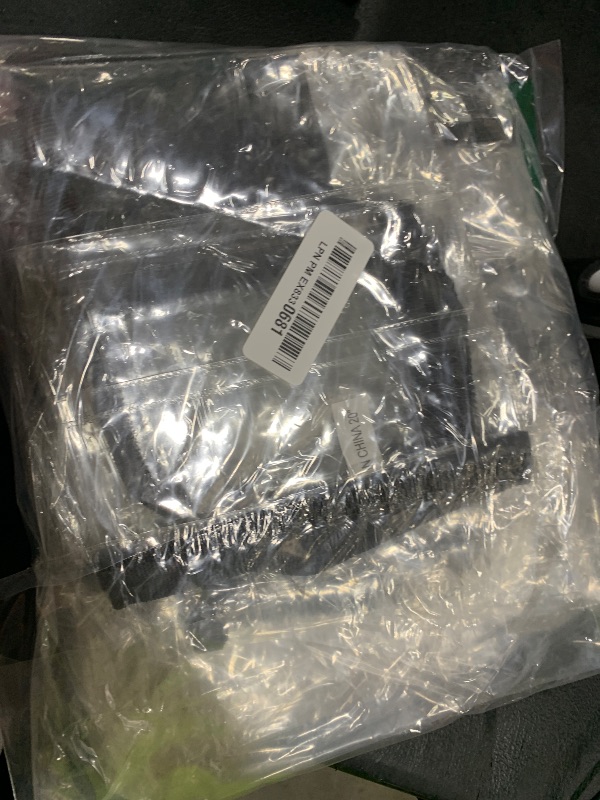 Photo 1 of VEEVIIY 3 Piece Clear PVC Luggage Cover Protector, Waterproof Plastic Suitcase Cover, 20“ 24” 28” Carry On Luggage Protector Suitcase Cover (20-24-28)