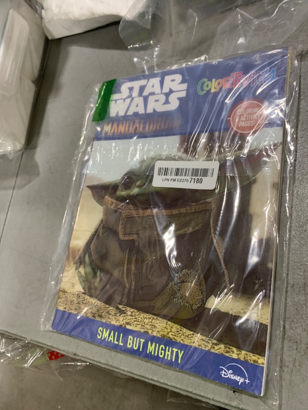 Photo 1 of 4SGM 80 Page Star Wars Baby Yoda Coloring Book