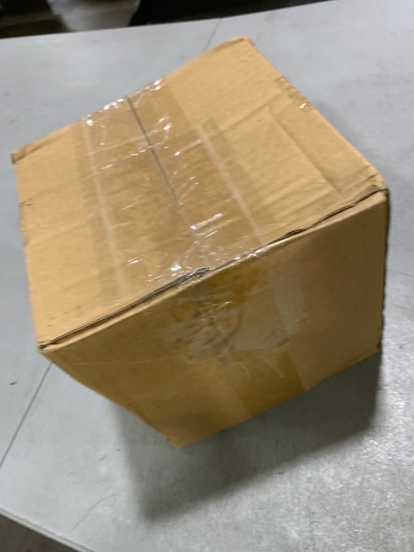 Photo 1 of 10 Pcs 7-8 Inch Unfinished Wood Slices for Centerpieces,Natural Wood Rounds for Crafts Rustic Wedding and Table Decorations,Wooden Discs with Tree Bark,Ideal for Crafts,Painting,and Holiday Decor