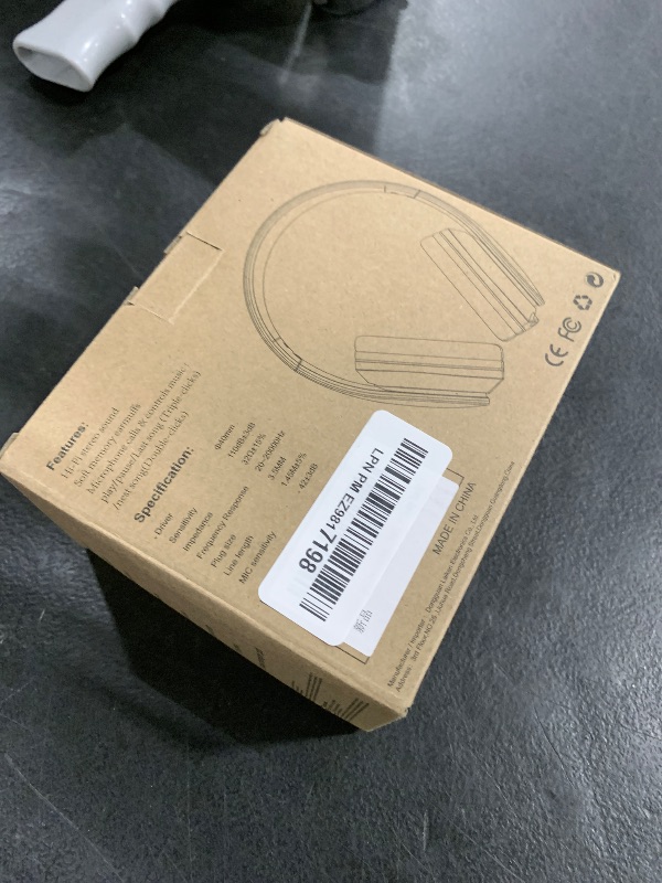 Photo 1 of LORELEI X6 Over-Ear Headphones with Microphone, Lightweight Foldable & Portable Stereo Bass Headphones with 1.45M No-Tangle, Wired Headphones for Smartphone Tablet MP3 / 4 (Space Black)