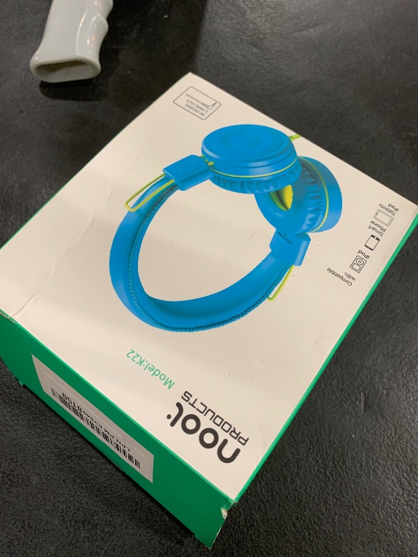 Photo 1 of noot products Kids Headphones K22 Foldable Stereo Tangle-Free 5ft Long Cord 3.5mm Jack Plug in Wired On-Ear Headset for iPad/Amazon Kindle Fire/Boys/Girls/Laptop/School/Tablet (Teal/Lime)