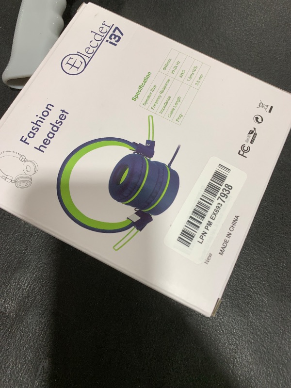 Photo 1 of ELECDER i37 Kids Headphones Children Girls Boys Teens Foldable Adjustable On Ear Headphones 3.5mm Jack Compatible Cellphones Computer MP3/4 Kindle School Tablet Navy