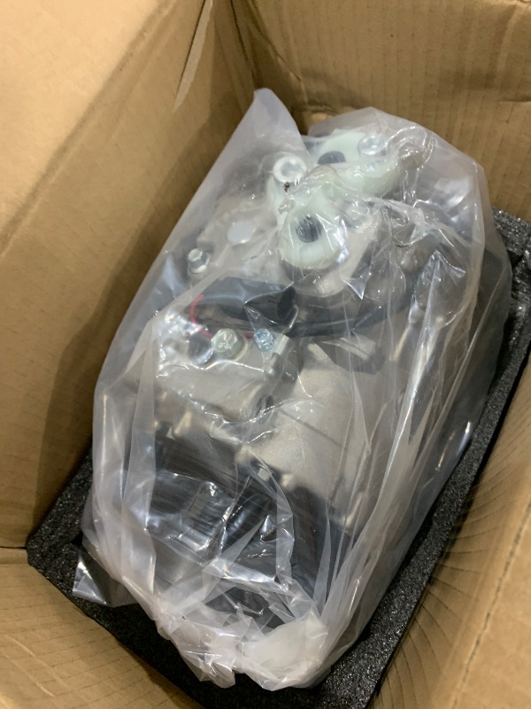 Photo 1 of NewYall Air Conditioning A/C Compressor with Clutch for Mercedes-Benz C230 C250 C300 E350 C63 G55 CLS63 S55 AMG SLK280 SLK350 2000-2014