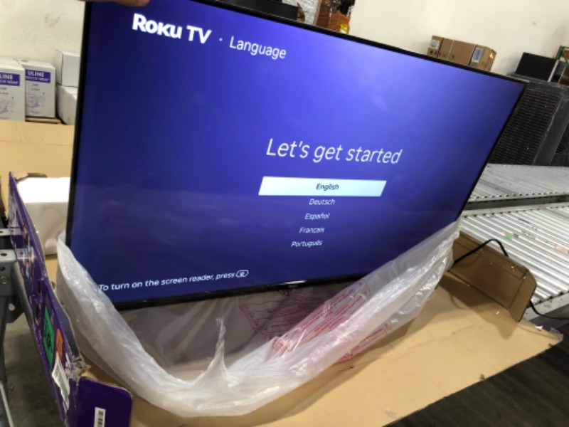 Photo 1 of Roku Smart TV 2025 – 43-Inch Select Series, 4K HDR TV – RokuTV with Enhanced Voice Remote – Flat Screen LED Television with Wi-Fi for Streaming Live Local News, Sports, Family Entertainment