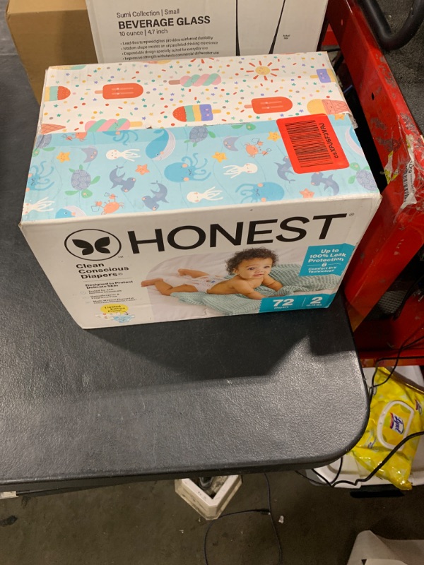 Photo 1 of The Honest Company Clean Conscious Diapers for Delicate Skin | Up to 100% Leakproof | Hypoallergenic, Fragrance Free | Summer '25 Limited Edition Prints | Club Box, Size 2 (12-18 lbs), 72 Count