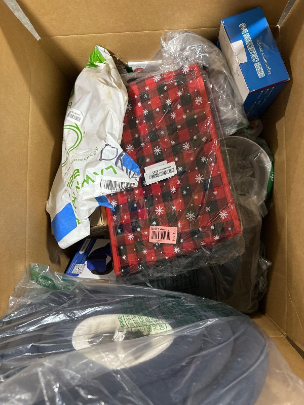 Photo 1 of Nellis Variety Box: Small | See NOTES for Details NO RETURN (Sells as is)