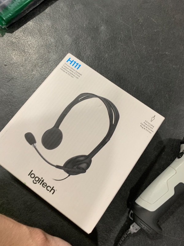 Photo 1 of Logitech H111 Wired Headset, Stereo Headphones with Noise-Cancelling Microphone, 3.5 mm Audio Jack, PC/Mac/Laptop/Smartphone/Tablet - Black
