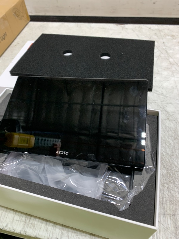 Photo 1 of CarPlay Screen for Car, Portable Android Auto Screen Wireless/Wired, Android10.0, 4G LTE SIM Card ,9" QLED 1280*720p AI Multimedia Car Play Touchscreen,4GB/32GB, Fast Boot Navigation (P91X-Fast boot)