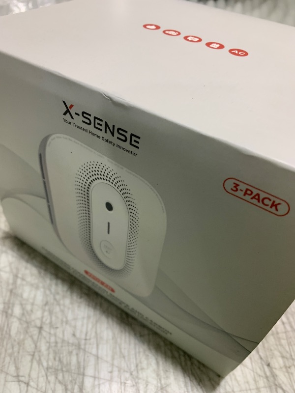 Photo 1 of X-Sense  Detector Carbon Monoxide Detector Combo Hardwired with Voice Location, Hardwired Interconnected Smoke and Carbon Monoxide Detector, Model XP02-AR, 3-Pack
