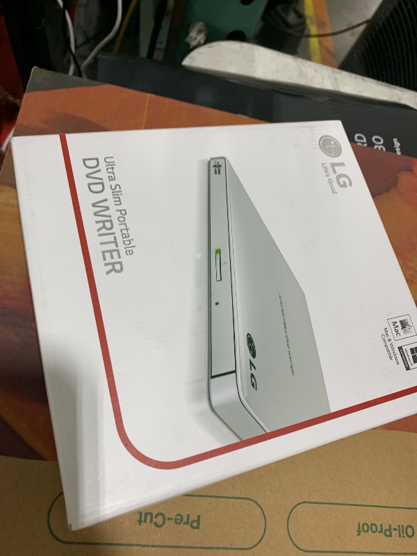 Photo 1 of LG Electronics USB 3.0 Compatible Super-Multi Slim Portable DVD+/-RW External Drive for PC Windows, Linux, Mac OS with M-DISC support GP65NW60 (White)