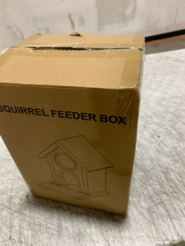 Photo 1 of MIXXIDEA Wooden Squirrel Feeder, Large Capacity Squirrels Feeders for Outside, Sturdy Construction, No Assembly Lovely Chipmunk Feeder for Corn, Peanut, Nuts, Chestnuts (Brown-1pk)