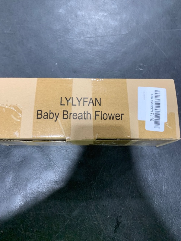 Photo 1 of LYLYFAN Babys Breath Artificial Flowers,18 Pcs Gypsophila Real Touch Flowers for Wedding Party Home Garden Decoration White