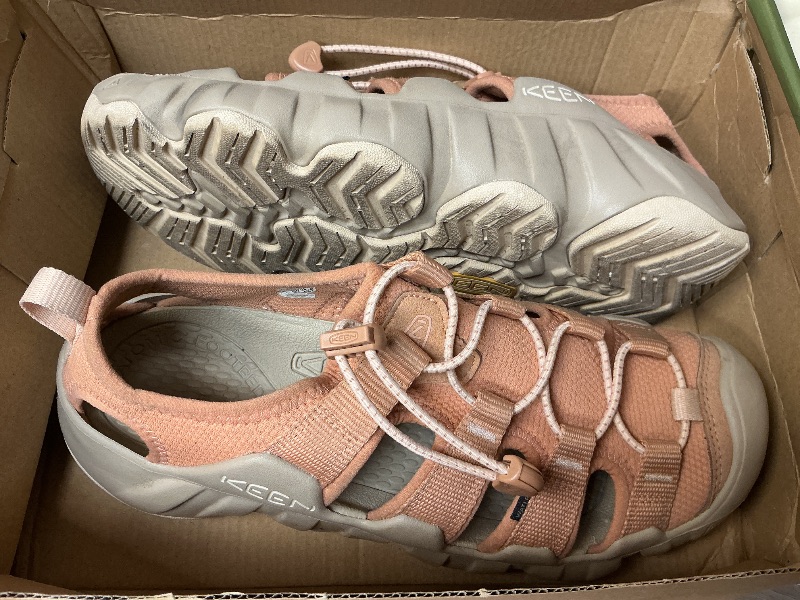 Photo 1 of KEEN Women's Hyperport H2 Breathable Easy On Comfortable Hiking and Water Sandals, Cork/Cameo Rose, 9.5