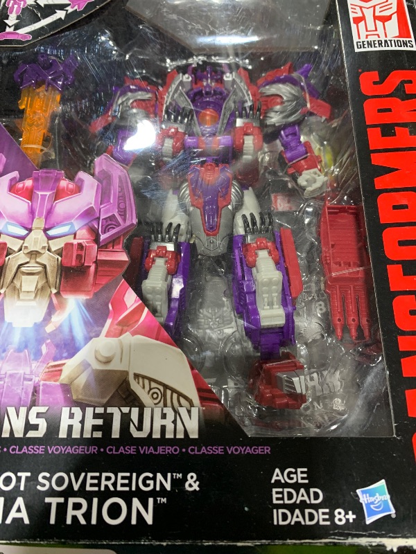 Photo 1 of Transformers Generations Titans Return Autobot Sovereign and Alpha Trion