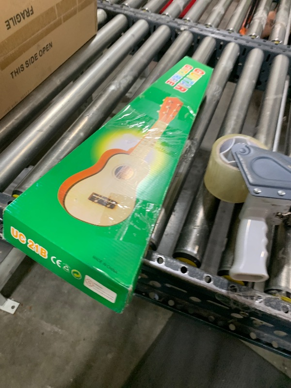 Photo 1 of SMALL STRING GUITAR 