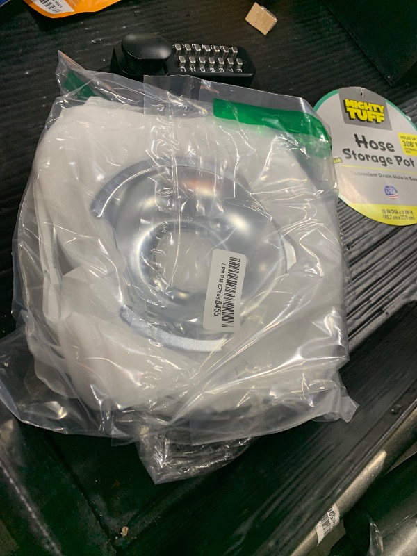 Photo 1 of Burner Drip Pans 2 Large 8'' WB32X10013 & 2 Small 6'' WB32X10012 Chrome Drip Pan Set Fit for GE Hotpoint Electric Stove Top - Include 2 Pcs 6'' Drip Pan/Ring and 2 Pcs 8'' Drip Pan/Ring by AMI PARTS