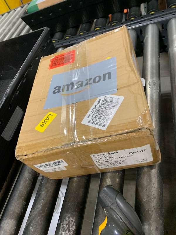 Photo 1 of Fuxury 500 Pcs 12x15.5" Poly Mailers,Black Shipping Bags Bulk for Clothing,Strong Adhesive Sealing, Waterproof, Tear-resistant Postal Mailing Poly Bags for Books,Accessories,Small Business