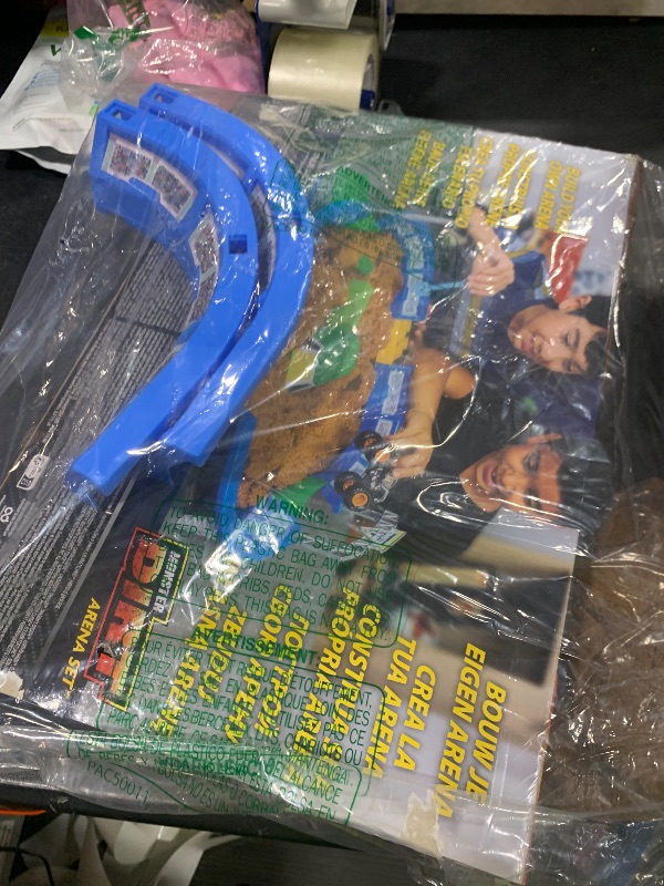 Photo 1 of Monster Jam, Monster Dirt Arena 24-inch Playset with 2lbs of Monster Dirt and Exclusive 1:64 Scale Die-Cast Monster Jam Truck