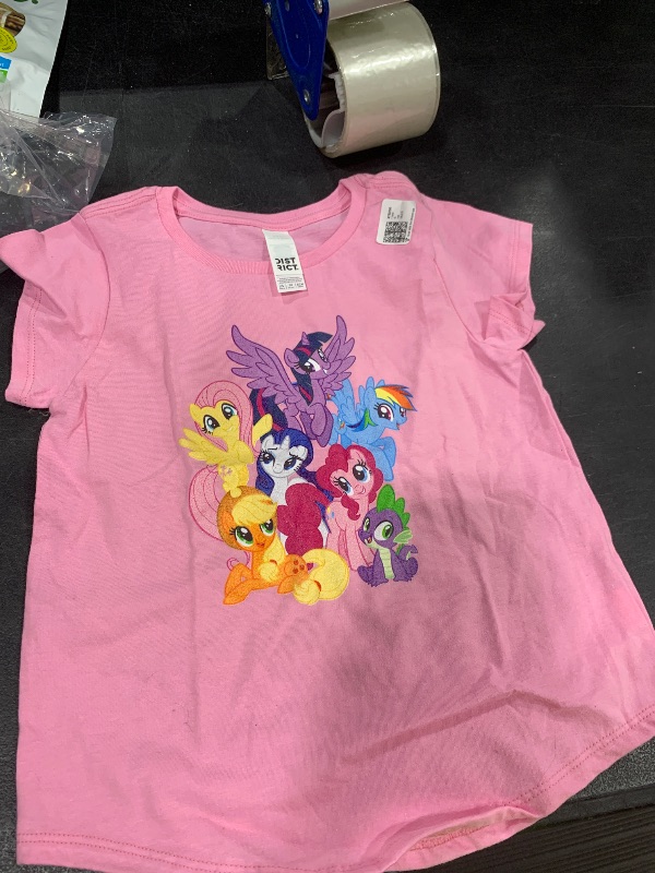 Photo 1 of LITTLE GIRL SHIRT SIZE XS 
