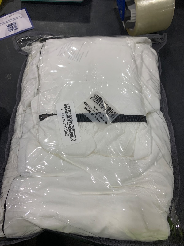 Photo 1 of TWIN SHEET SET