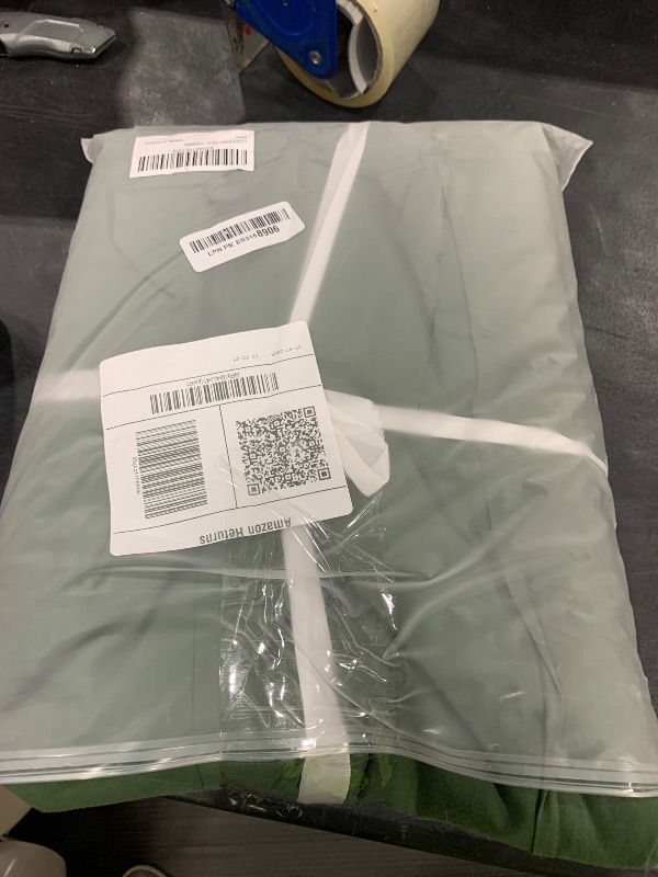 Photo 1 of NEXHOME PRO 100% Organic Cotton Duvet Cover Oversized King Size, Linen Like Pleated Textured Forest Green Duvet Cover Set, 3pc Bedding Set with Zipper Closure, Soft,120"x98", No Comforter
