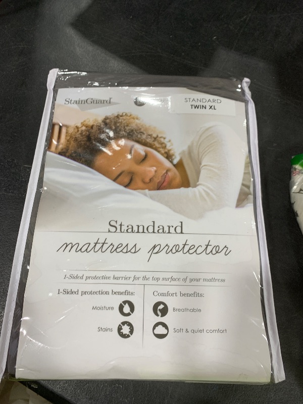 Photo 1 of Superity Luxurious Hotel Quality Twin XL Fitted Sheet 100% Cotton Ultra Soft, Skin-Friendly & Hypoallergenic Deep Pocket Fits 12 Mattress Easy Care & Snug Fit (Twin XL Size - 39 X 80)