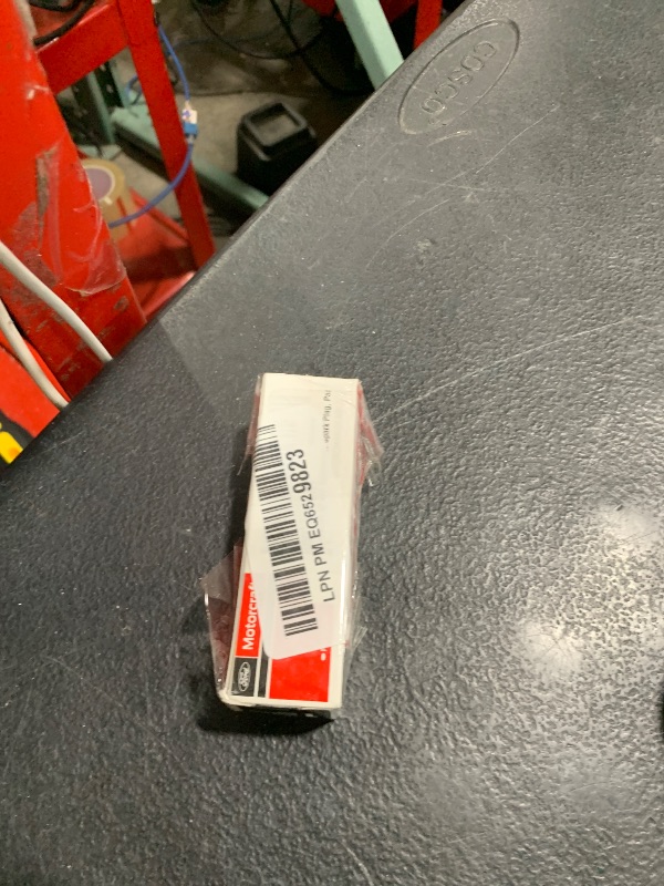 Photo 1 of Motorcraft SP440 Suppressor Spark Plug, Pack of 1