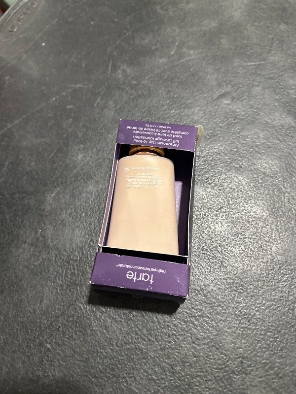 Photo 1 of tarte Amazonian clay 16-hour full coverage foundation - 14N ivory (fair skin with a balance of warm & cool undertones) - full size