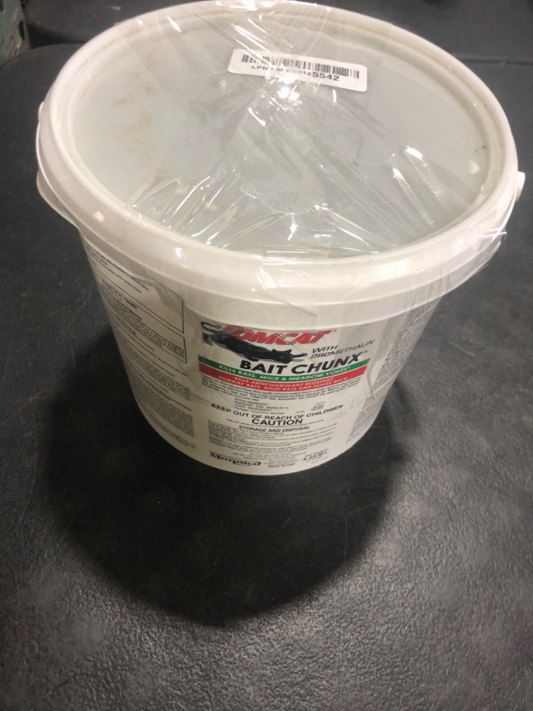 Photo 1 of Tomcat with Bromethalin Bait Chunx Pail, Rat and Mice Control for Agricultural Use and Professional Applicators, 4.25 lbs.