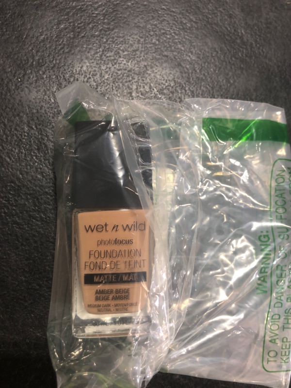 Photo 1 of wet n wild Photo Focus Matte Liquid Foundation Amber Beige, Vegan & Cruelty-Free